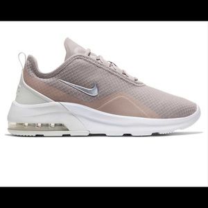 Nike Air Max Motion 2 - soft pink 9.5